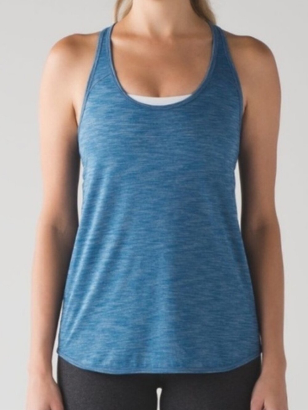 Lululemon Essential Tank Sz 4